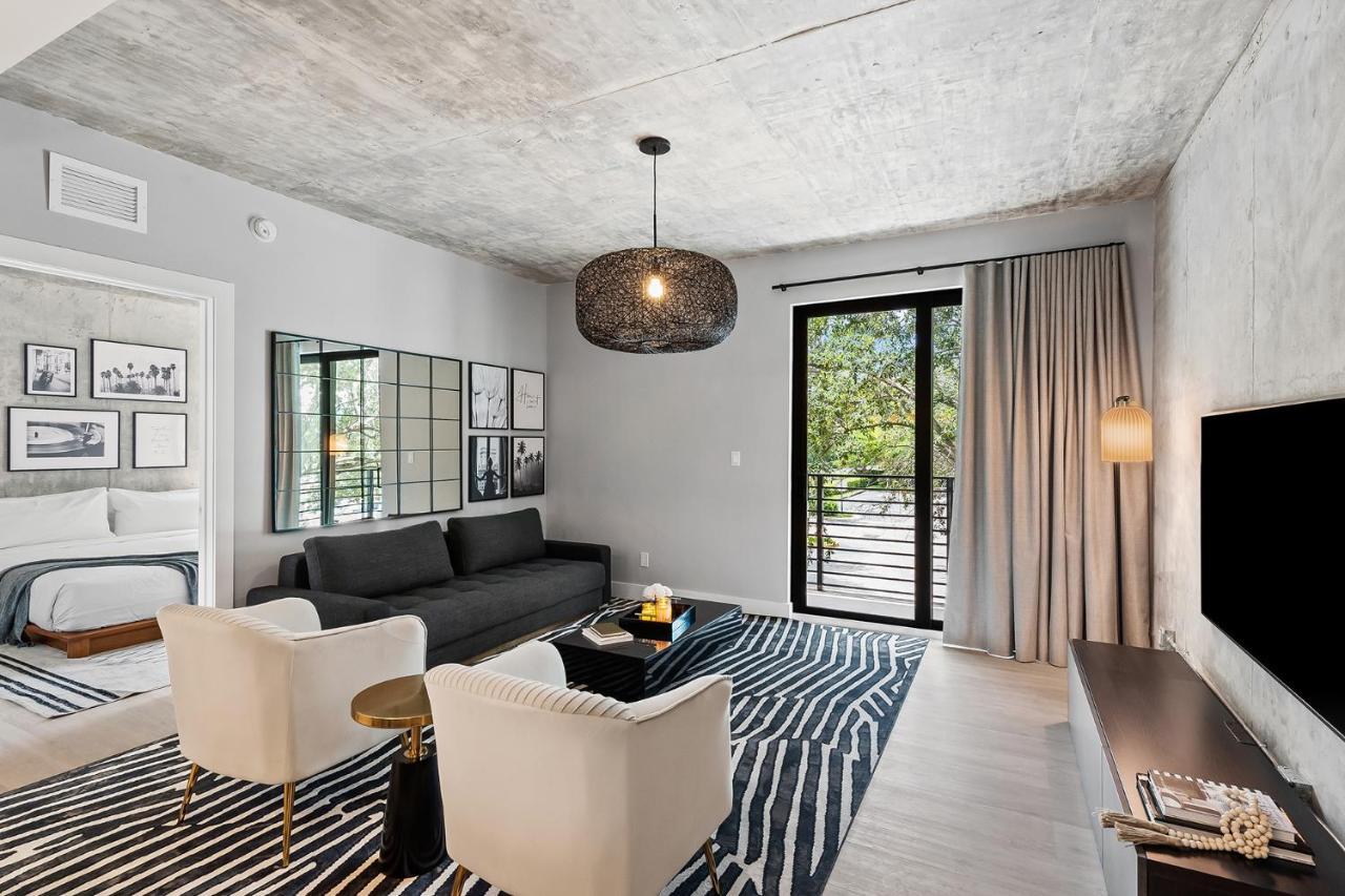 Pretty Rola 201 Luxury 1B1B W King Bed At Downtown Форт Лодърдейл Екстериор снимка